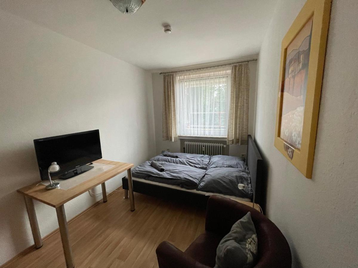 Schoene Einfache Ferienwohnung Mitten In Ольденбург Екстер'єр фото