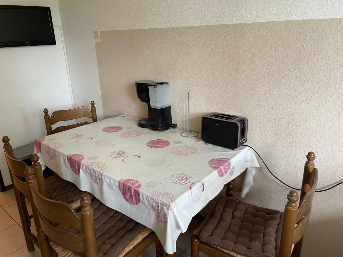 Schoene Einfache Ferienwohnung Mitten In Ольденбург Екстер'єр фото