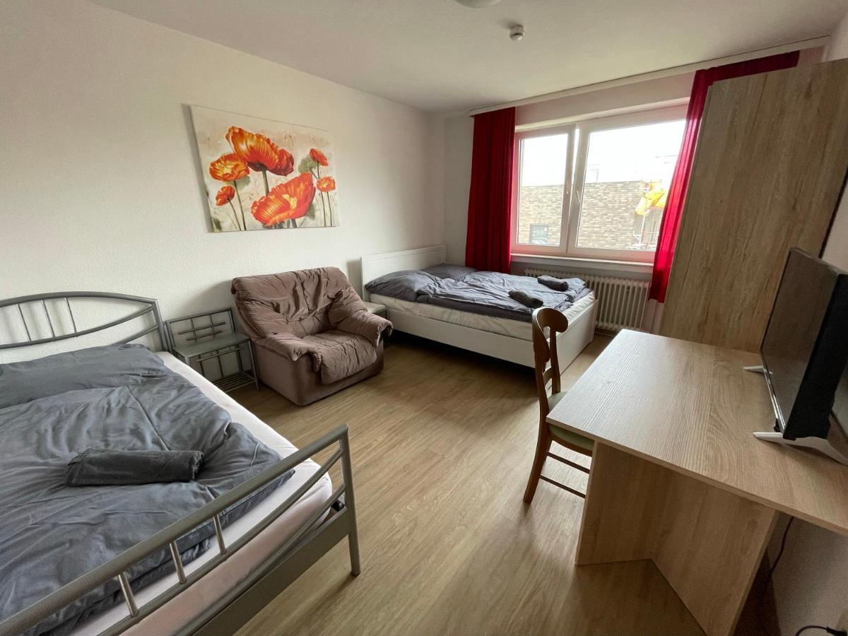 Schoene Einfache Ferienwohnung Mitten In Ольденбург Екстер'єр фото